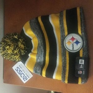 NFL Pittsburgh Steelers Football Women's beanie hat New Era brand